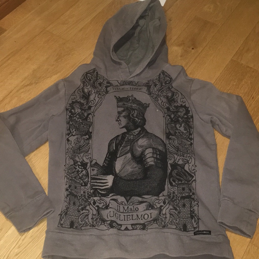 Dolce & Gabanna kids pullover sweatshirt!